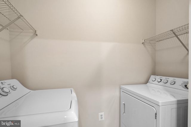 6498 WATERFIELD RD, Alexandria, VA 22315