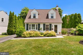 419 LOCUST RD, Wayne, PA 19087
