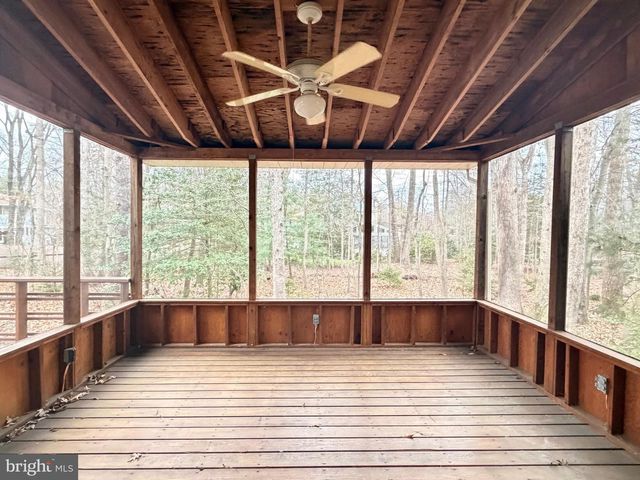 11 FOXWOOD LN, Medford, NJ 08055