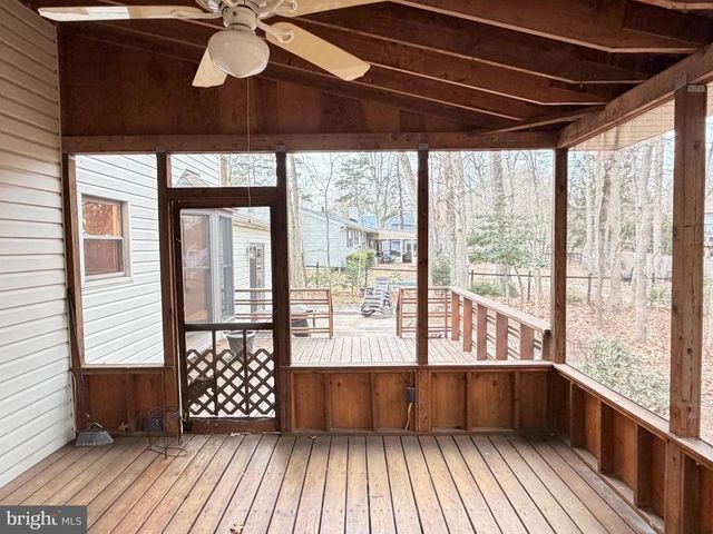 11 FOXWOOD LN, Medford, NJ 08055