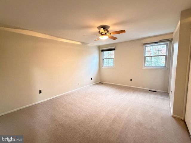 11 FOXWOOD LN, Medford, NJ 08055