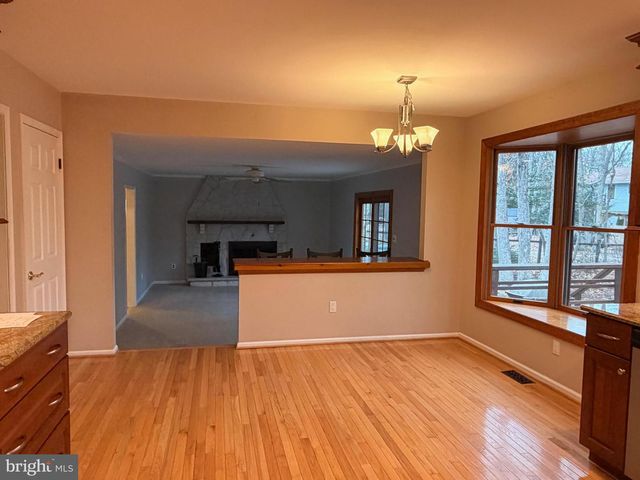 11 FOXWOOD LN, Medford, NJ 08055