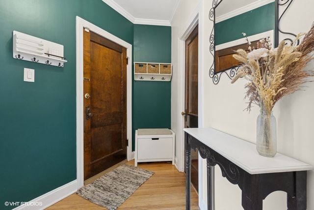 4956 N Winchester Avenue 1, Chicago, IL 60640