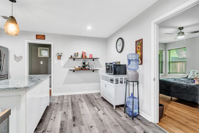 1201 W Avenue F, Garland, TX 75040