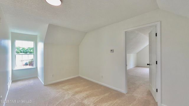 4394 Shadow Ridge Drive, Horn Lake, MS 38637