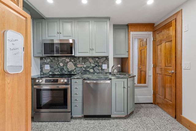 63 Rutledge Avenue 10, Charleston, SC 29401