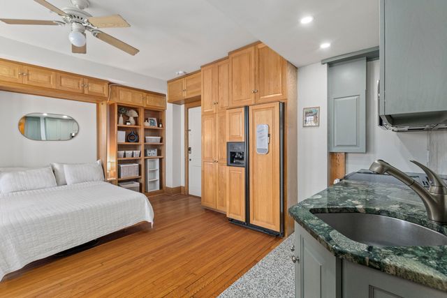 63 Rutledge Avenue 10, Charleston, SC 29401