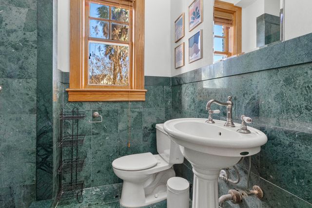 63 Rutledge Avenue 10, Charleston, SC 29401