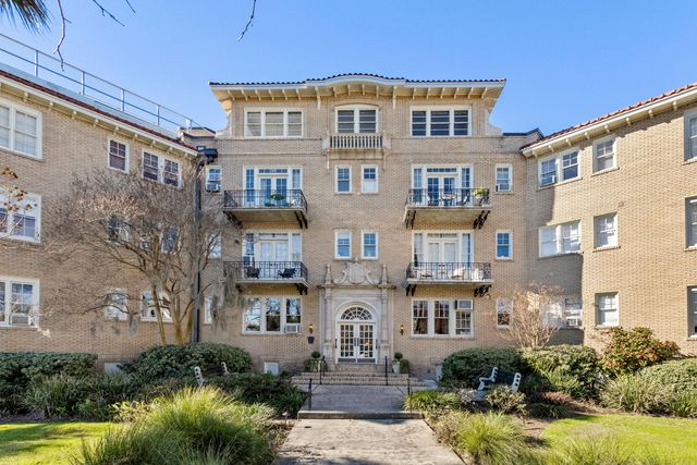 63 Rutledge Avenue 10, Charleston, SC 29401