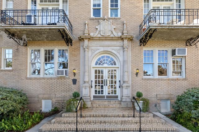 63 Rutledge Avenue 10, Charleston, SC 29401