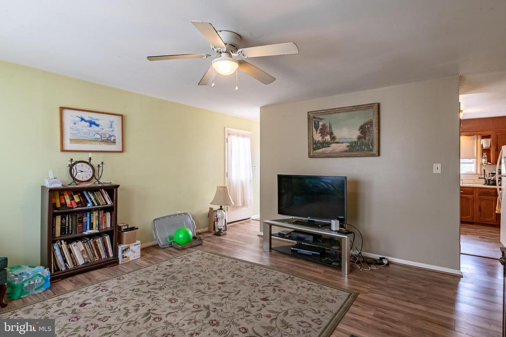 214 GERRY ST, Reading, PA 19611