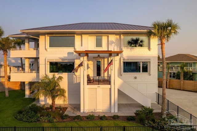 802 Rio Vista Dr, Pensacola Beach, FL 32561