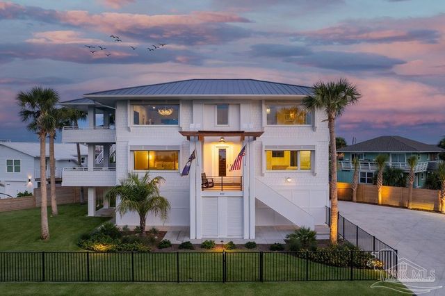 802 Rio Vista Dr, Pensacola Beach, FL 32561