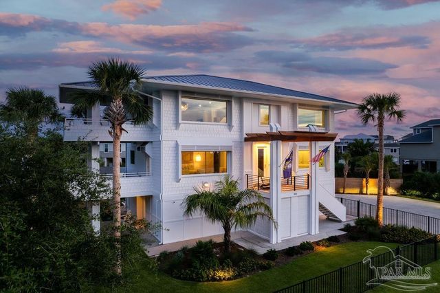 802 Rio Vista Dr, Pensacola Beach, FL 32561