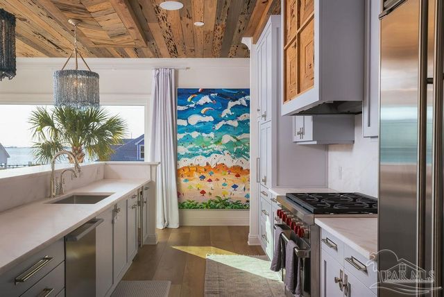 802 Rio Vista Dr, Pensacola Beach, FL 32561