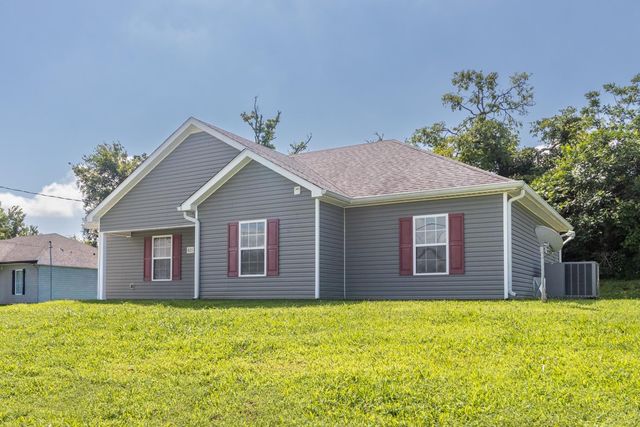 821 Verona Ave, Lewisburg, TN 37091