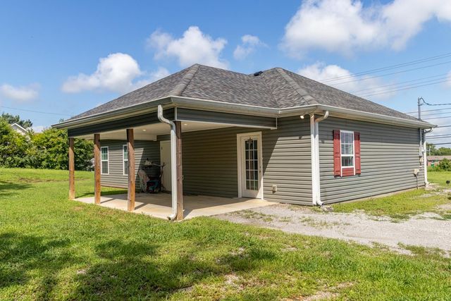 821 Verona Ave, Lewisburg, TN 37091
