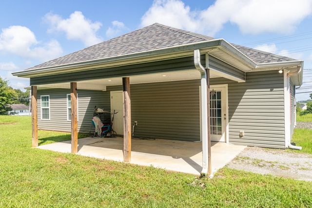 821 Verona Ave, Lewisburg, TN 37091