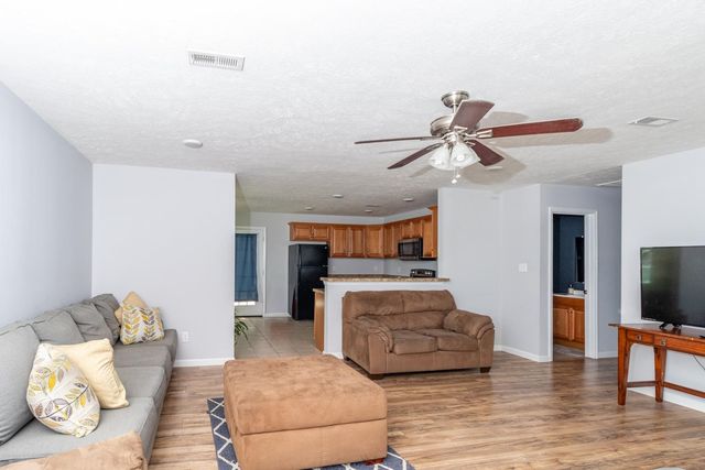 821 Verona Ave, Lewisburg, TN 37091