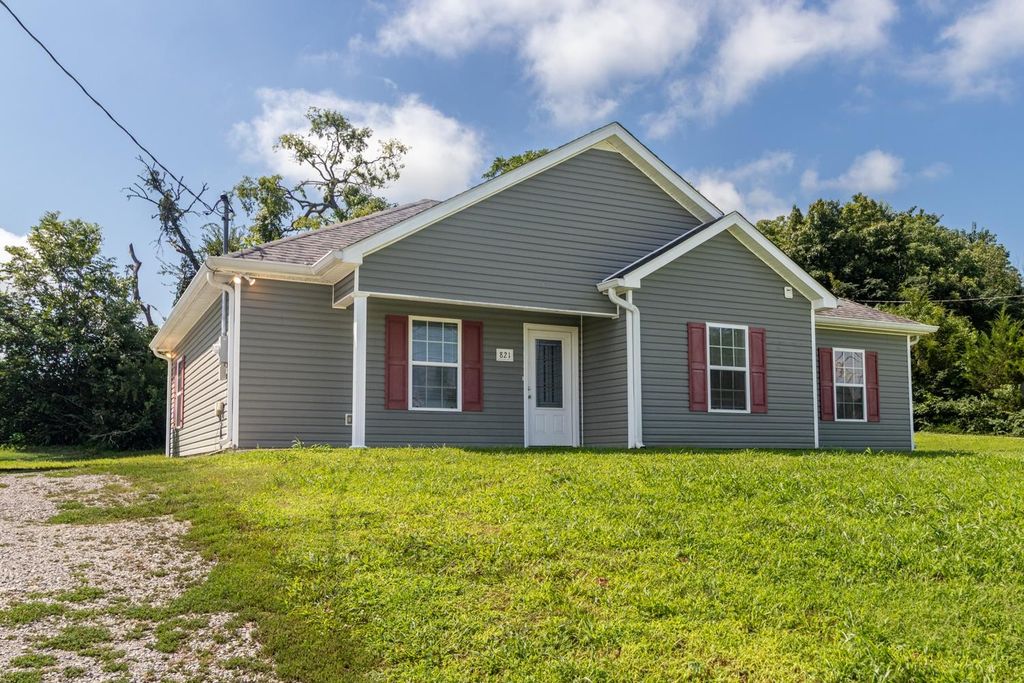 821 Verona Ave, Lewisburg, TN 37091