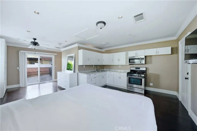 8353 Gainford, Downey, CA 90240