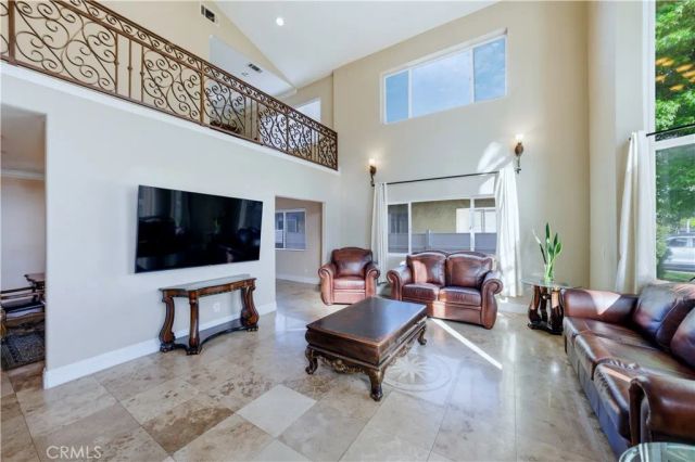 8353 Gainford, Downey, CA 90240
