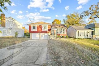 7703 Brooklyn Avenue, Kansas City, MO 64132