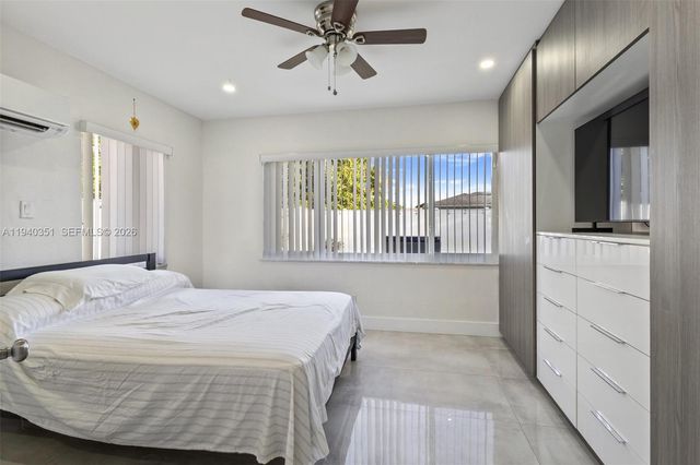 8014 NW 101st Ave, Tamarac, FL 33321