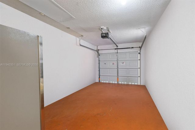 8014 NW 101st Ave, Tamarac, FL 33321