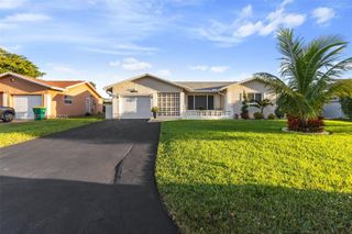 8014 NW 101st Ave, Tamarac, FL 33321