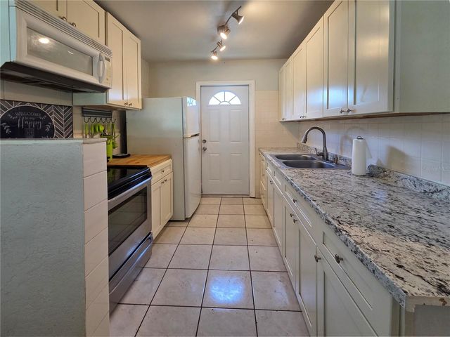 436 57TH STREET N, St Petersburg, FL 33710