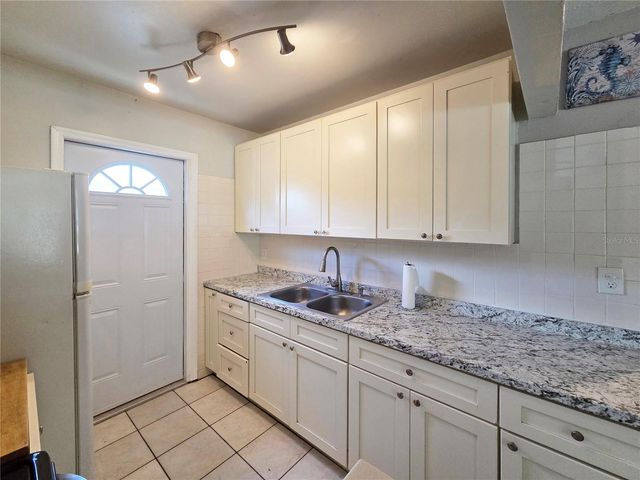 436 57TH STREET N, St Petersburg, FL 33710