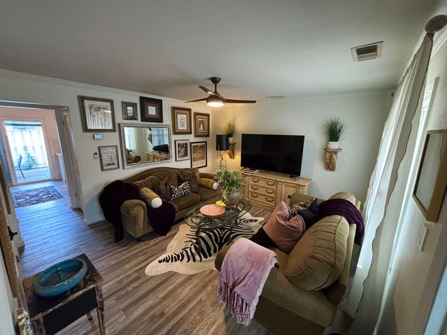 405 13th Ave S Apt G, Myrtle Beach, SC 29577