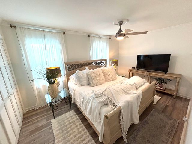 405 13th Ave S Apt G, Myrtle Beach, SC 29577