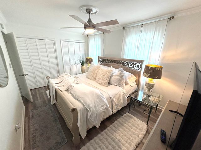 405 13th Ave S Apt G, Myrtle Beach, SC 29577