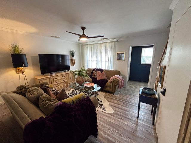 405 13th Ave S Apt G, Myrtle Beach, SC 29577