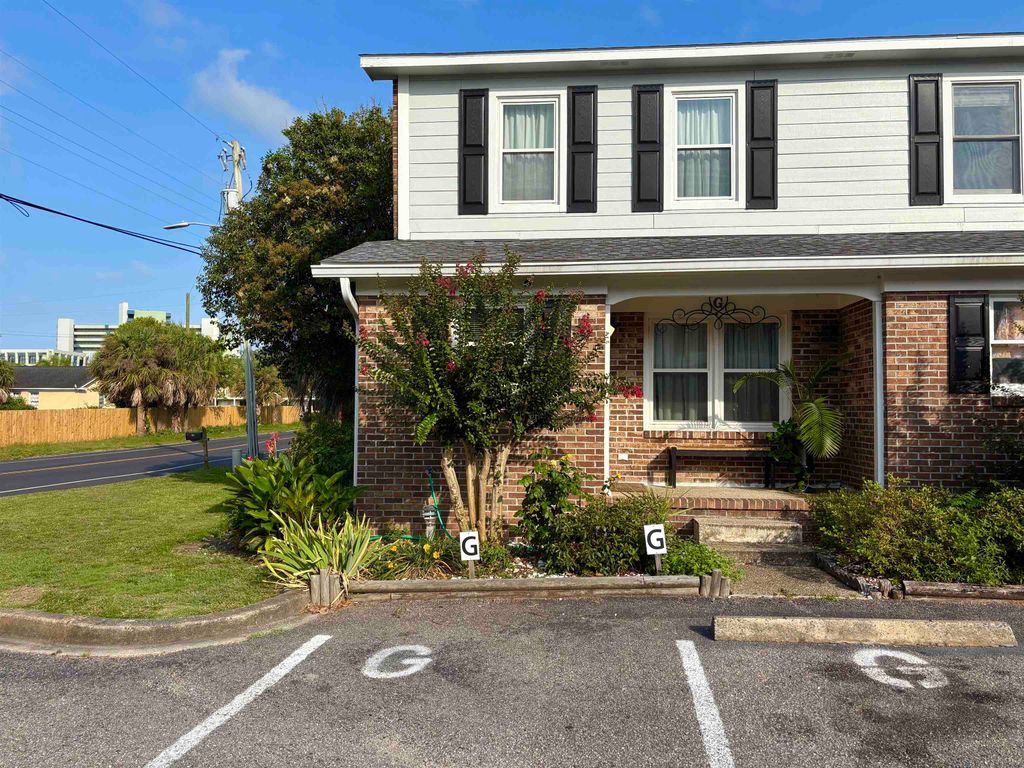 405 13th Ave S Apt G, Myrtle Beach, SC 29577