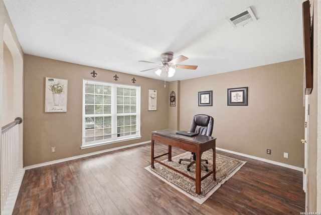 8928 EAGLE BND, Helotes, TX 78023