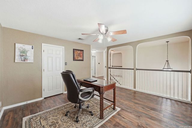 8928 EAGLE BND, Helotes, TX 78023