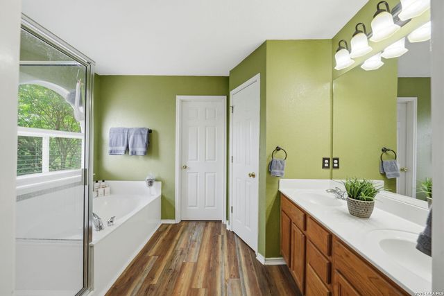 8928 EAGLE BND, Helotes, TX 78023