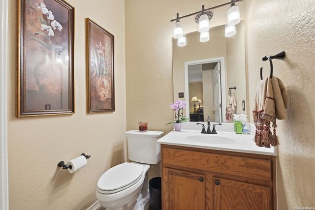 8928 EAGLE BND, Helotes, TX 78023