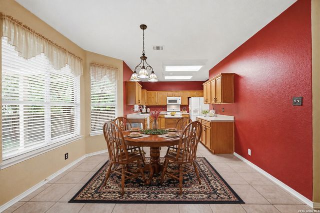 8928 EAGLE BND, Helotes, TX 78023