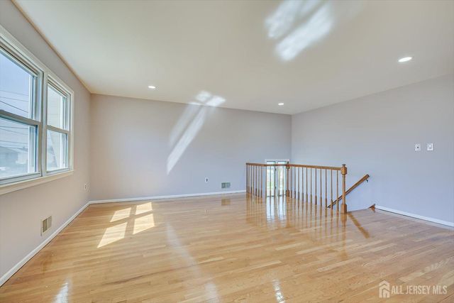 76 Pleasant Avenue, Iselin, NJ 08830