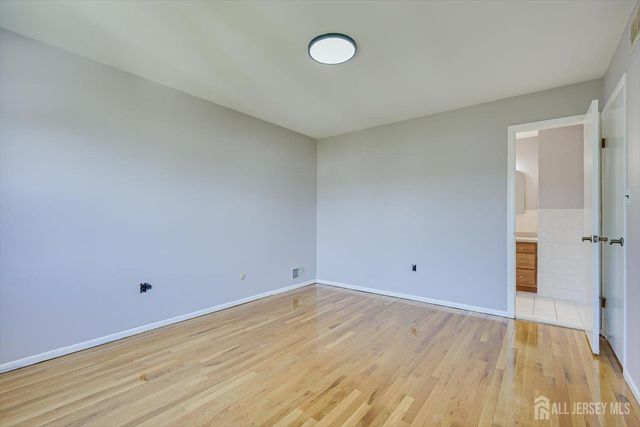 76 Pleasant Avenue, Iselin, NJ 08830