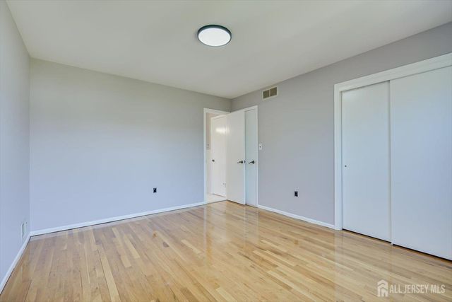 76 Pleasant Avenue, Iselin, NJ 08830