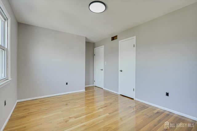 76 Pleasant Avenue, Iselin, NJ 08830