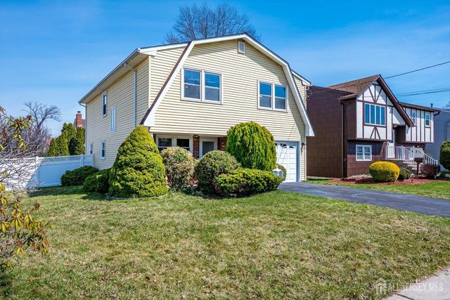 76 Pleasant Avenue, Iselin, NJ 08830