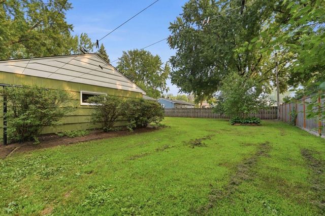 6009 Quebec Avenue N, New Hope, MN 55428