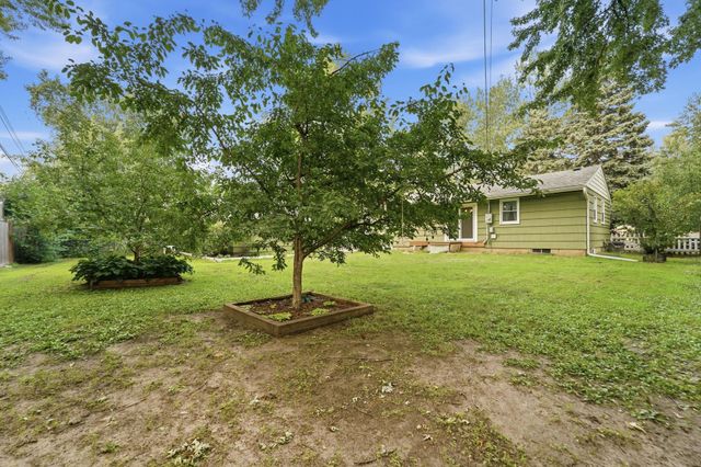 6009 Quebec Avenue N, New Hope, MN 55428