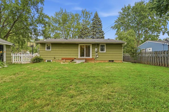 6009 Quebec Avenue N, New Hope, MN 55428